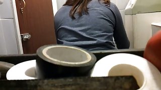 Having pissed girl gets on toilet spy cam drying our nub