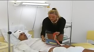 Guy in a hospital enjoys being seduced by randy ladies